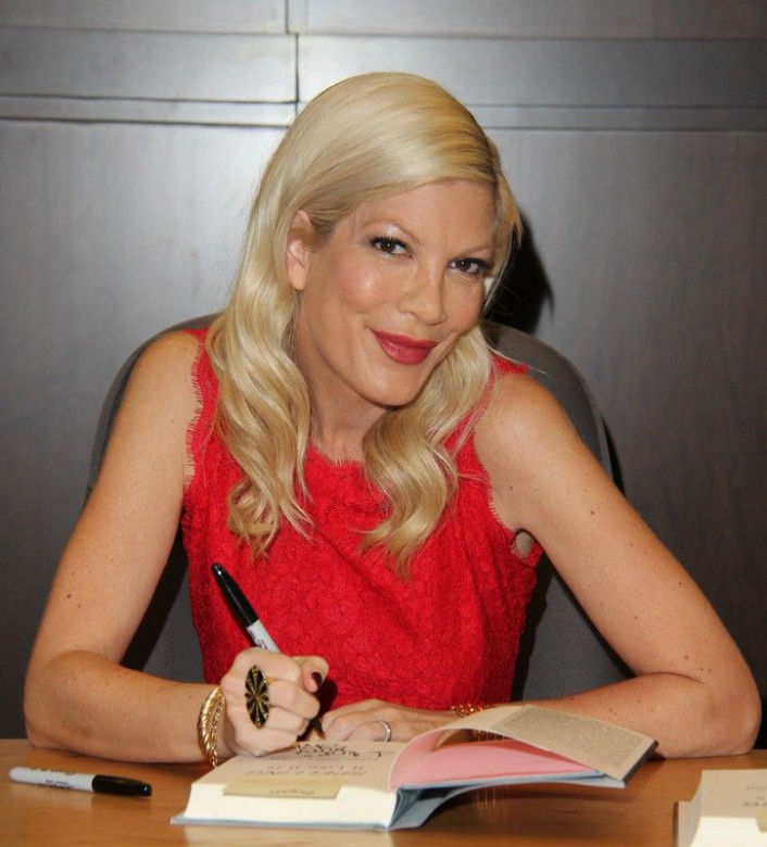 tori spelling