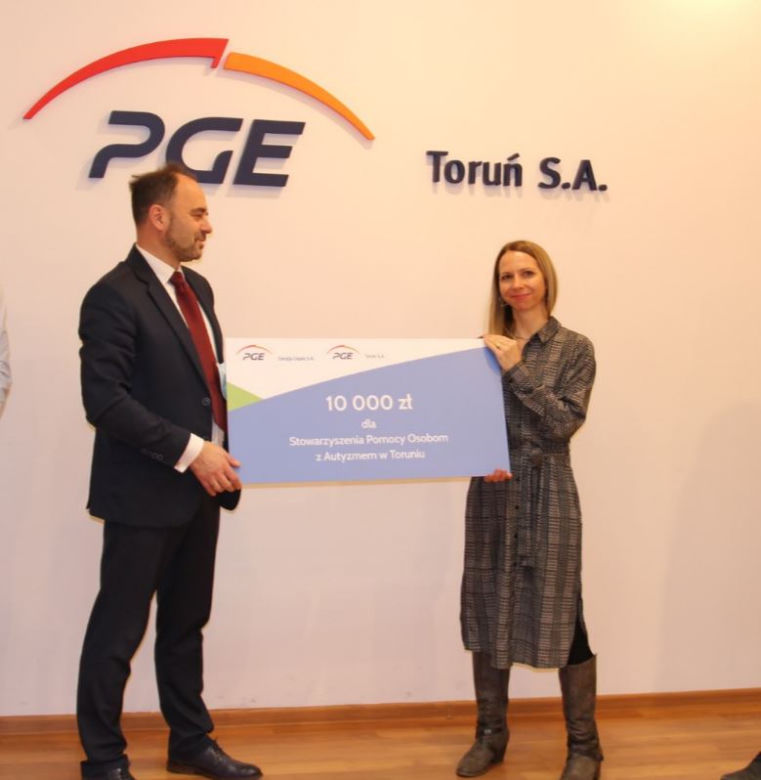 PGE Toruń przekazała 40 tysięcy zł czterem organizacjom pożytku publicznego