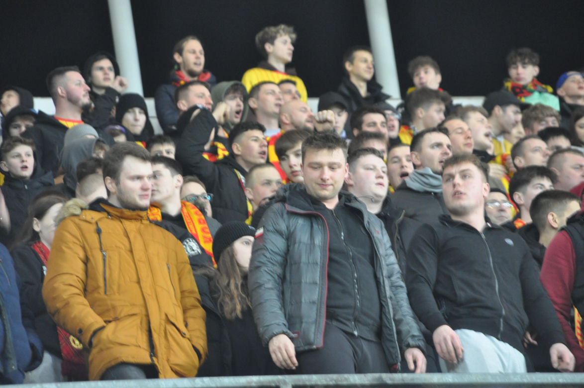 Korona Kielce - ŁKS Łódź. Zdjęcia kibiców na Suzuki Arenie