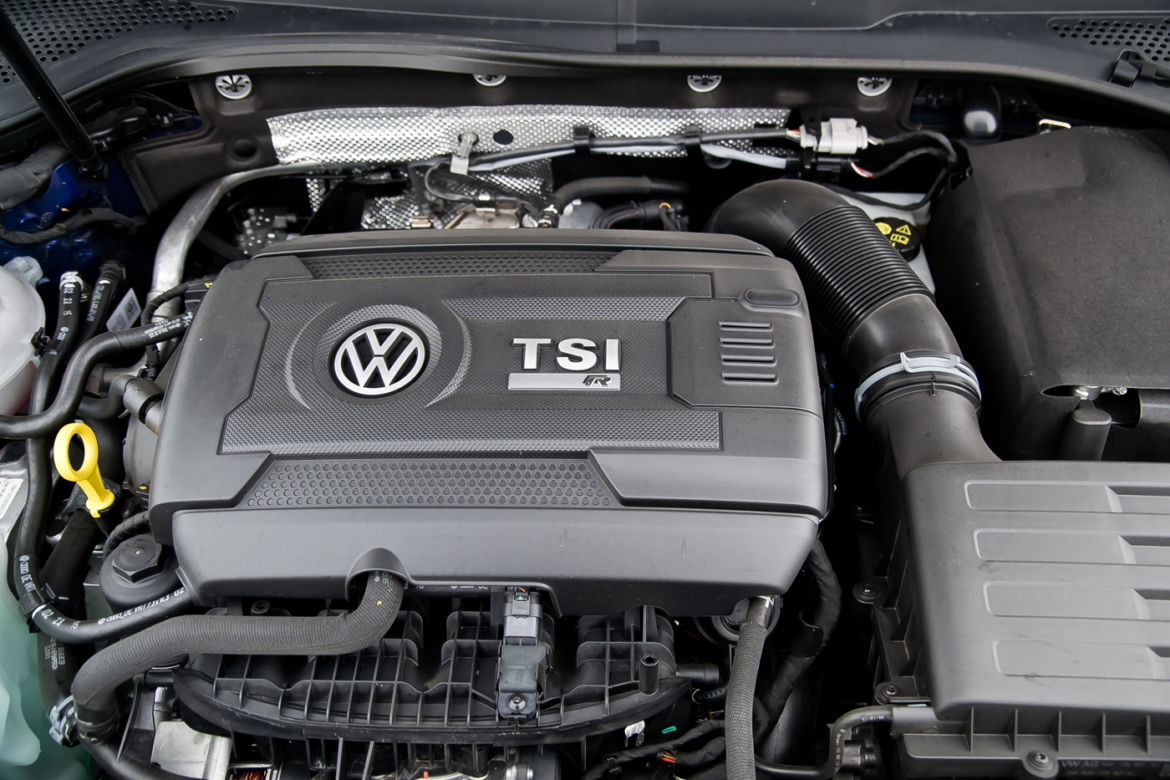 Volkswagen Golf Variant R