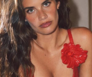 Modelka Sara Sampaio, dziewczyna Ferrana Torresa
