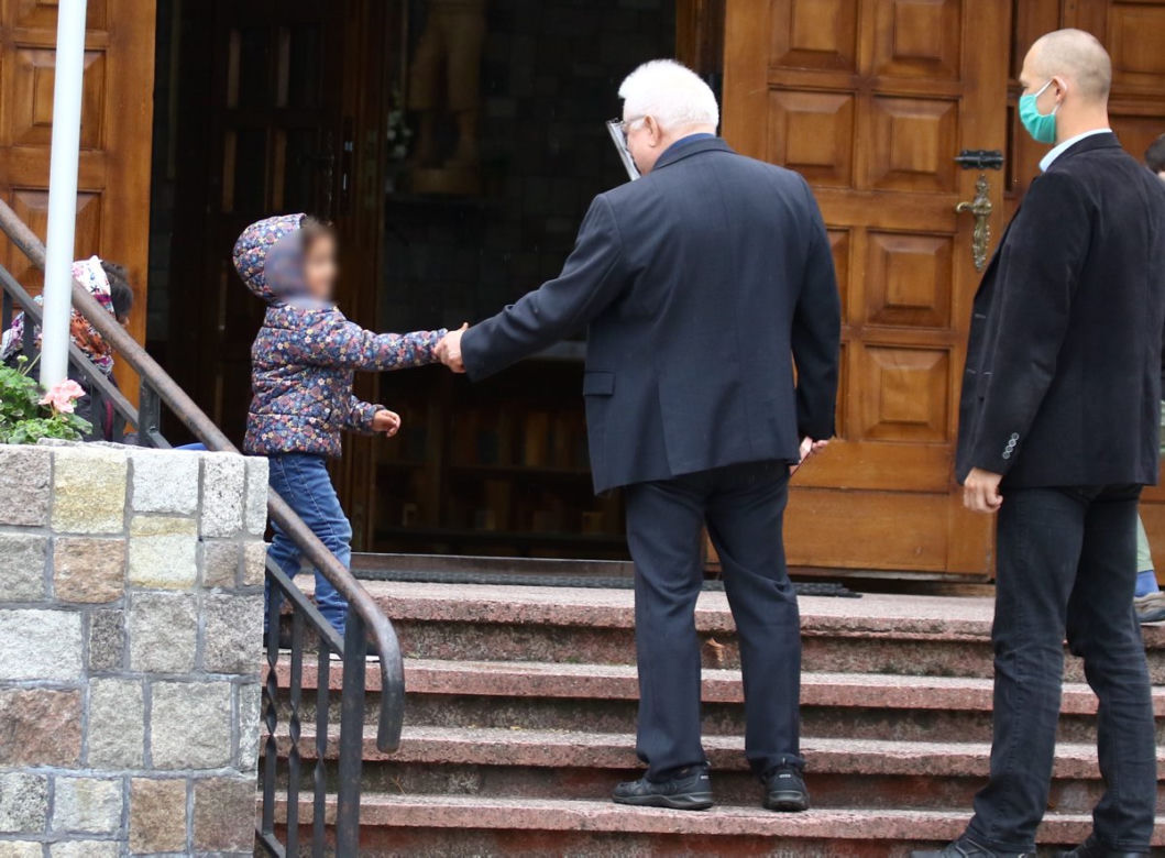 Lech Wałęsa na niedzielnej mszy