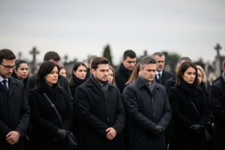 Jadwiga Kaczyńska spoczęła na Powązkach. Uroczystość, którą zapamiętano z jednego powodu?