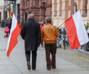 Święto Flagi i Konstytucji 3 Maja w Toruniu. Tak wyglądały w czasach pandemii koronawirusa