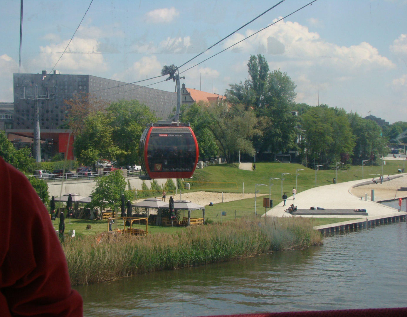 Kolej gondolowa „Polinka” nad Odrą we Wrocławiu