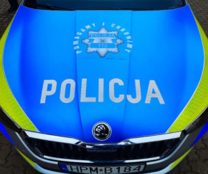 Białostoczanka wyrzuciła przez balkon 60 tys. zł.