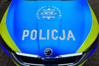 Białostoczanka wyrzuciła przez balkon 60 tys. zł.