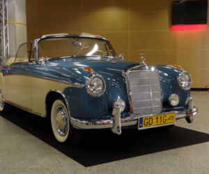 Mercedes 220S Cabrio