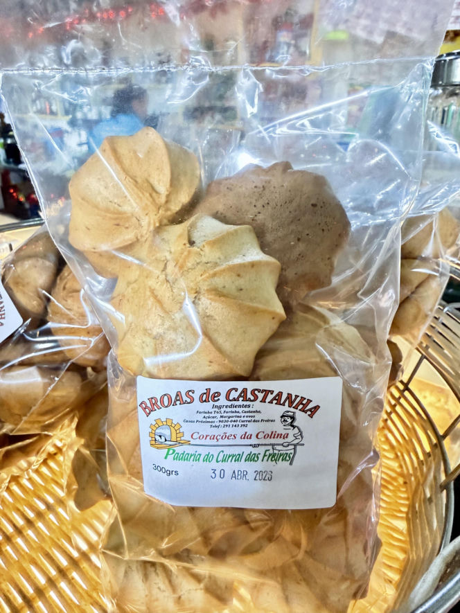 Curral das Freiras Bakery e Patisseire. 