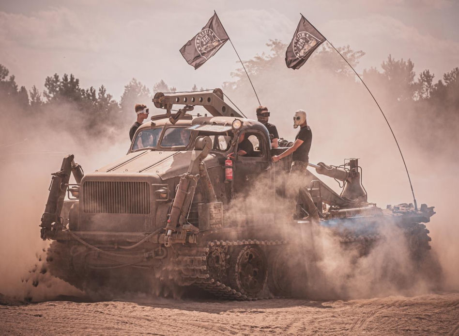 Rozpoczyna się największy w Polsce zlot pojazdów militarnych