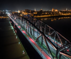Nowy stary most im. Piłsudskiego w Toruniu. Nocna sceneria zachwyca