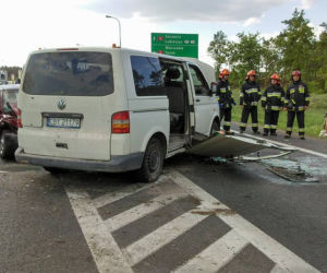 Wypadek w Pawłówku. Trzy osoby trafiły do szpitala! [ZDJĘCIA]