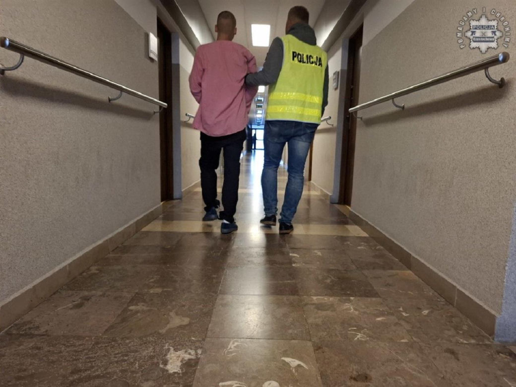 Furia w centrum Częstochowy. Patryk R. oskarżony o usiłowanie zabójstwa i pobicie
