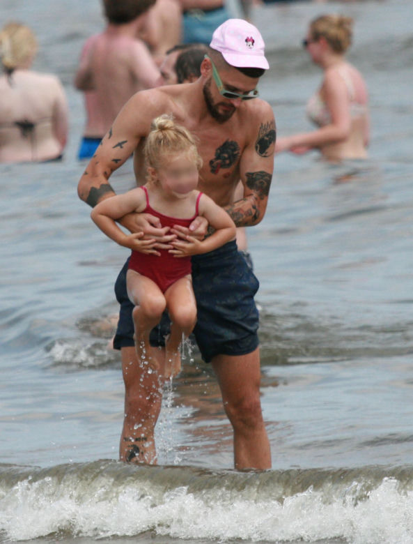  Bartosz Bereszyński i Mateusz Klich smażą się na plaży