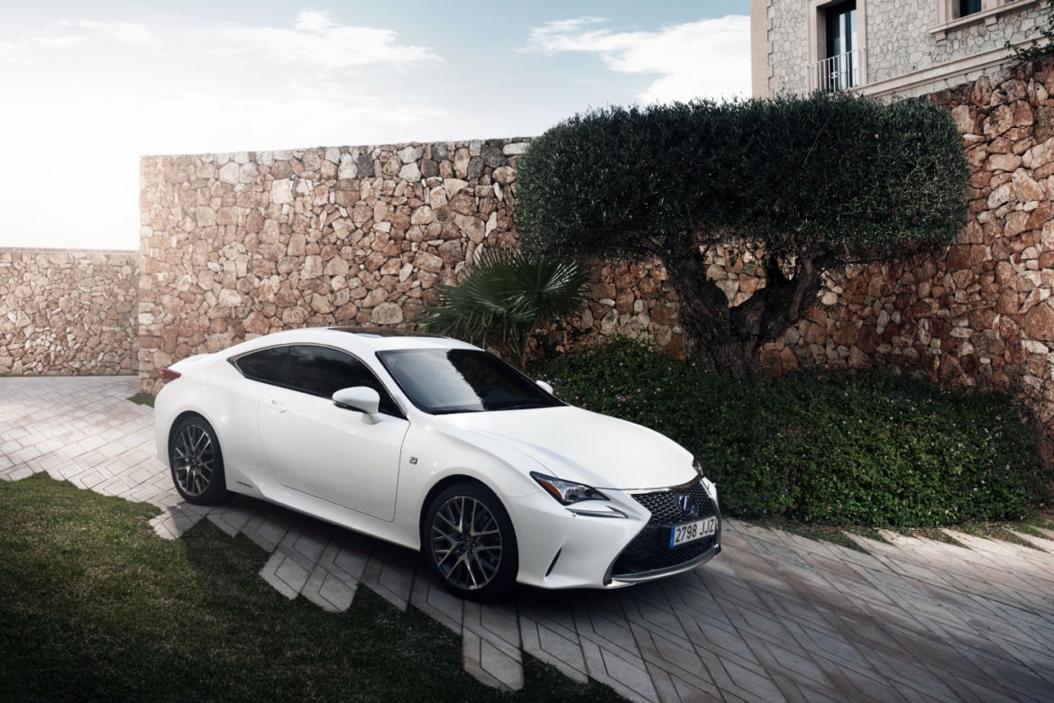 Lexus RC 300h