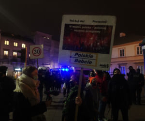Polskie Babcie protetsują w Warszawie
