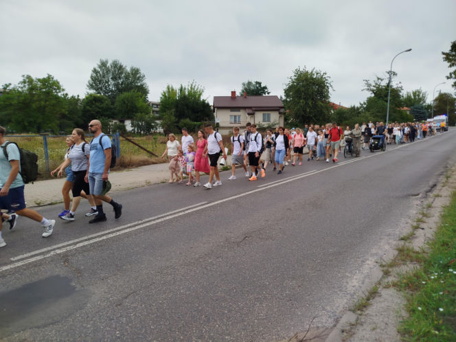 Siedleccy pielgrzymi są już w drodze na Jasną Górę. 46. pielgrzymka piesza z Siedlec do Częstochowy wyruszyła 2 sierpnia