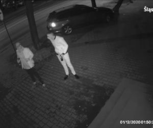 Zabrze: Zdemolowali sklep w centrum miasta. Policja prosi o pomoc w ustaleniu ich tożsamości [ZDJĘCIA]