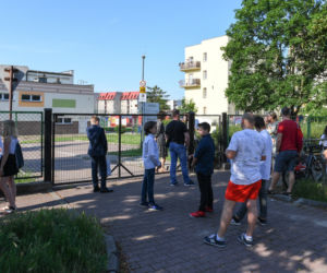 Zakończenie roku szkolnego w czasach pandemii koronawirusa w SP 26 w Toruniu