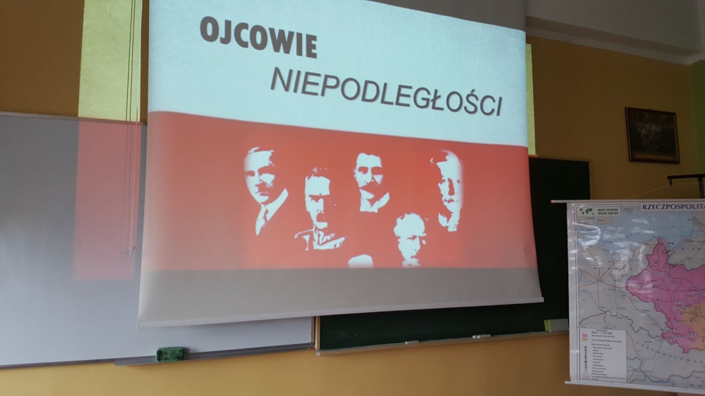 Piękna lekcja historii w VII LO w Bydgoszczy