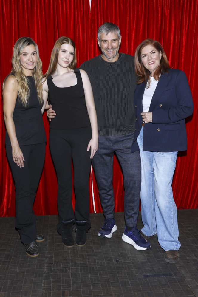 Tak dziś wygląda 16-letnia córka Koroniewskiej i Dowbora. Janina Dowbor podbija teatr