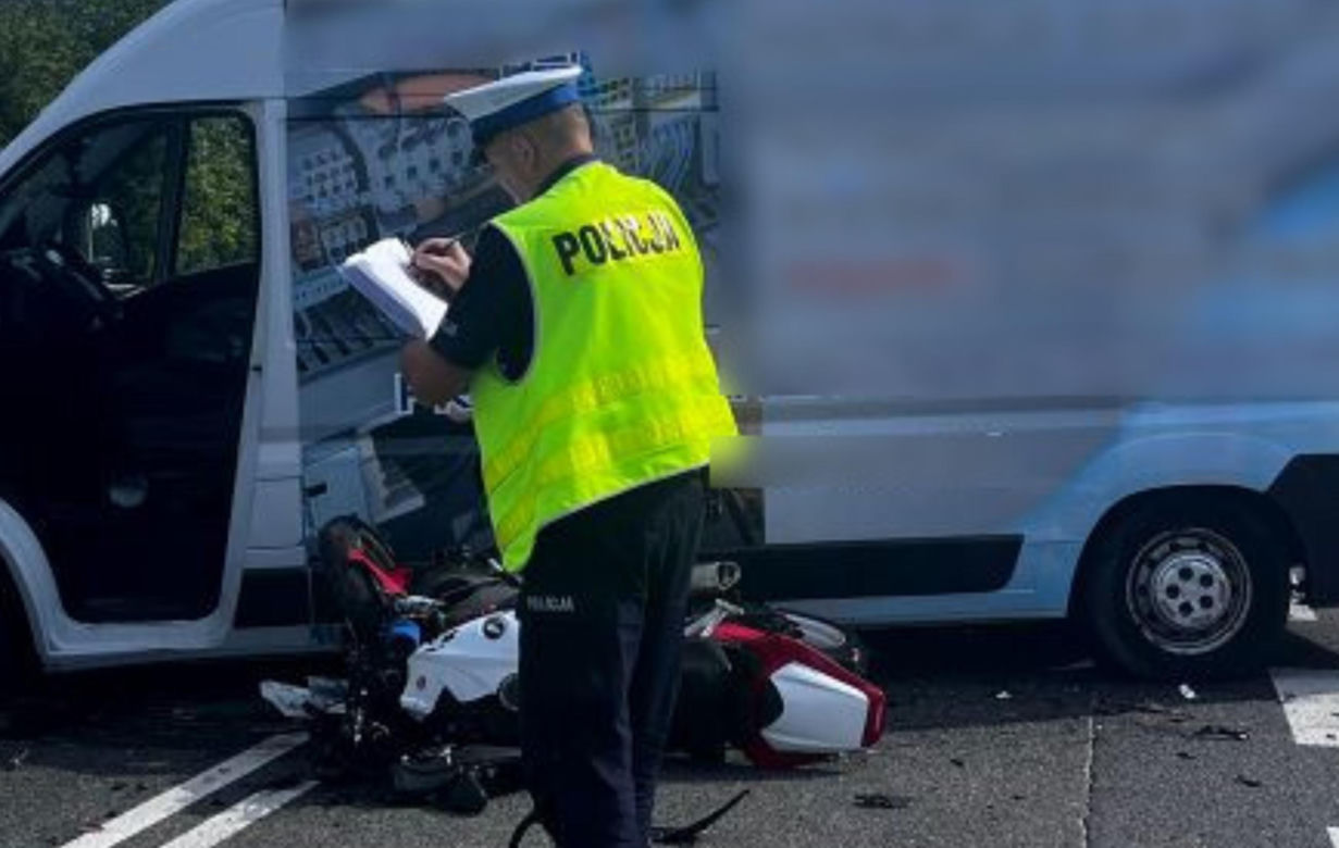 Tragiczny wypadek w Bydgoszczy. 36-letni motocyklista nie żyje! [ZDJĘCIA]