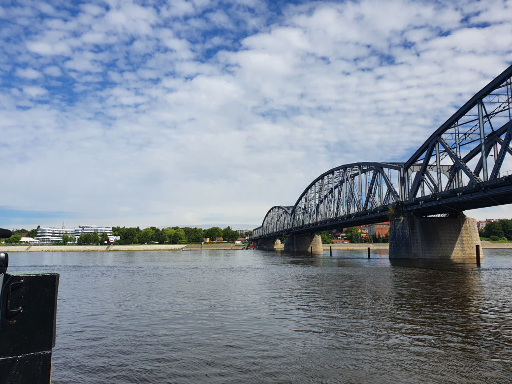 Remont mostu im. Józefa Piłsudskiego. Tak wyglądają prace z różnych perspektyw