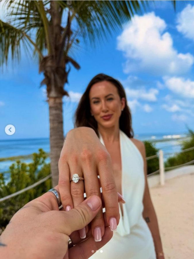 Wielka radość w życiu gwiazdy Polsatu. Znany aktor poprosił ukochaną o rękę