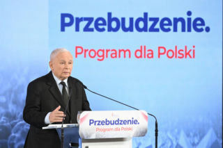 Kaczyński i Czarnek z nowymi propozycjami. Zaprezentowali Przebudzenie. Program dla Polski” 