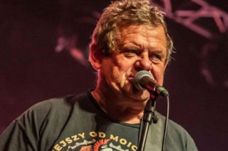 Kazik Staszewski jest w szpitalu. Muzyk informuje o problemach zdrowotnych - Kult wydał oświadczenie