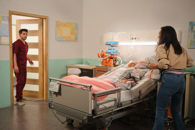 Pierwsza miłość, odcinek 4135: Izabela zabije Marysię? Kacper uratuje nieprzytomną żonę w ostatniej chwili i wyrzeknie się matki - ZDJĘCIA, ZWIASTUN