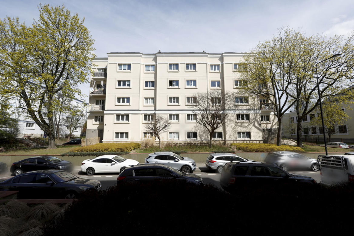 Nożem zaatakował kobietę w mieszkaniu na Śródmieściu. Trafił do szpitala psychiatrycznego