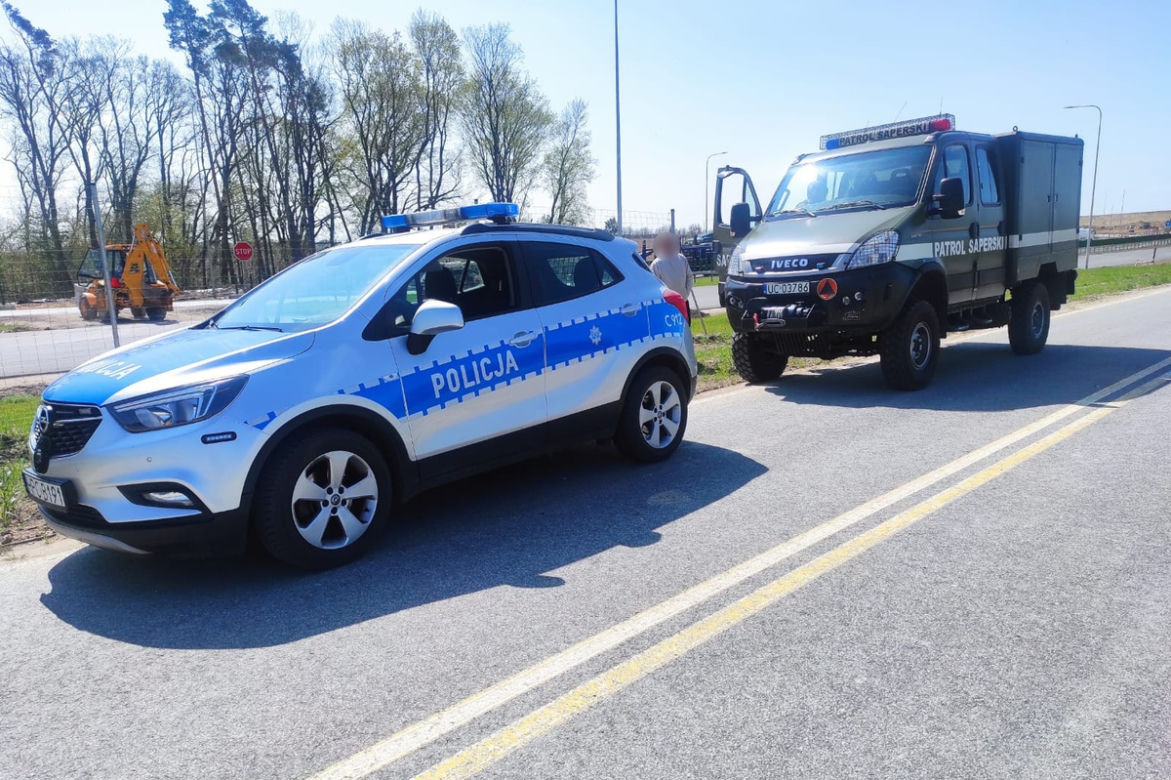 Niebezpieczne znalezisko podczas prac w powiecie świeckim! Wezwano policję [ZDJĘCIA]
