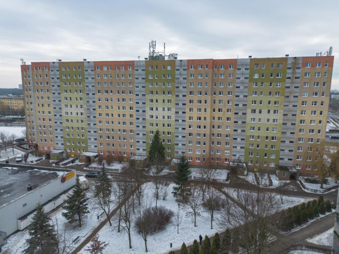 Zwłoki seniora kilka lat leżały w mieszkaniu