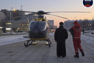 Tragiczny wypadek w Warszawie. Auto wpadło w pieszych. Nie żyje 6-latek