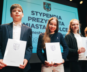 Najzdolniejsi uczniowie odebrali stypendia Prezydenta Miasta Siedlce