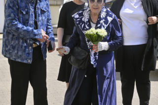 Pogrzeb Stanisławy Celińskiej. Tak się wystroiły gwiazdy. Karolak robił nawet zdjęcia telefonem! Wprowadzają nowy pogrzebowy savoir vivre?