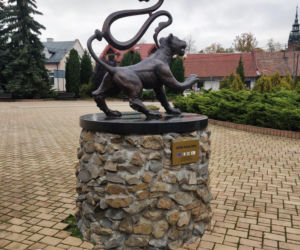 To jedno z najpiękniejszych miast w województwie małopolskim. Kiedyś było wsią, która należała do biskupów krakowskich