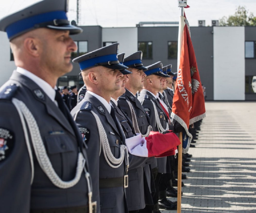 Małopolska ma 120 nowych policjantów. Wiemy, w których miastach będą służyć