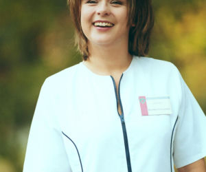 Dawno niewidziana Edyta Jungowska pojawiła się na premierze filmu. Tak dziś wygląda siostra Bożenka z Na dobre i na złe