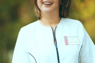 Dawno niewidziana Edyta Jungowska pojawiła się na premierze filmu. Tak dziś wygląda siostra Bożenka z Na dobre i na złe