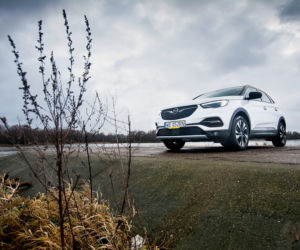 Opel Grandland X 1.2 Turbo 130 KM M6 Elite