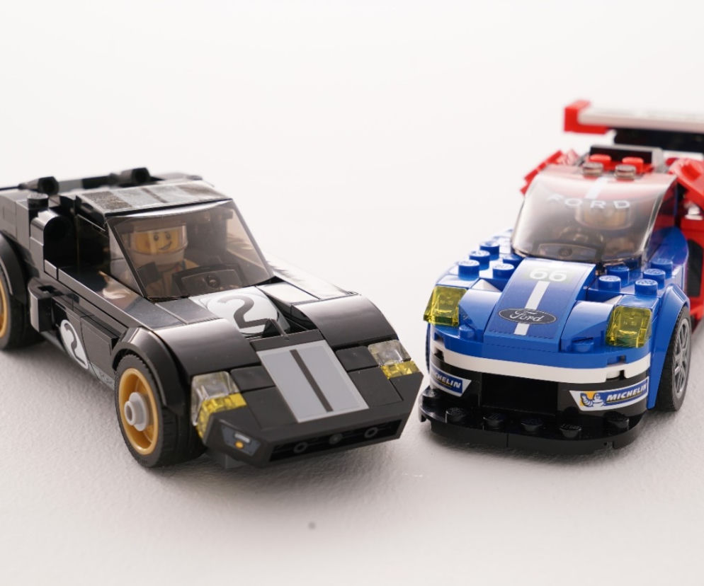 Fordy GT40 z klocków LEGO