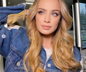 Wiktoria Gąsiewska w bieliźnie