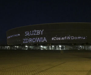 Laserowy pokaz na Stadionie Wrocław. To podziękowania dla medyków!