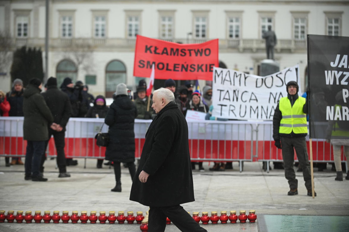 Jarosław Kaczyński na obchodach miesięcznicy smoleńskiej