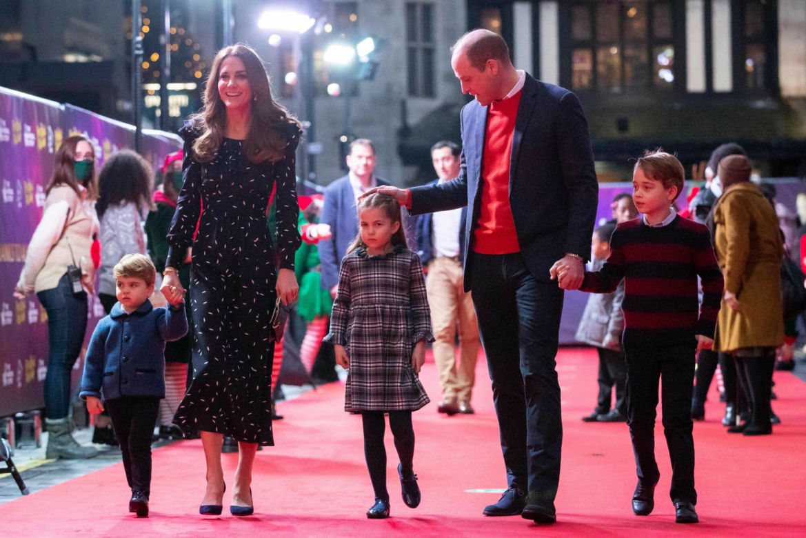 Kate Middleton i książę William z dziećmi