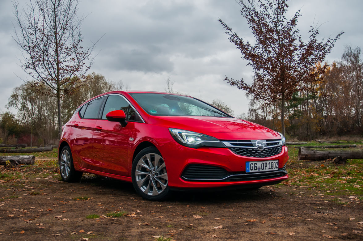 Opel Astra 1.6 BiTurbo 150 KM M6