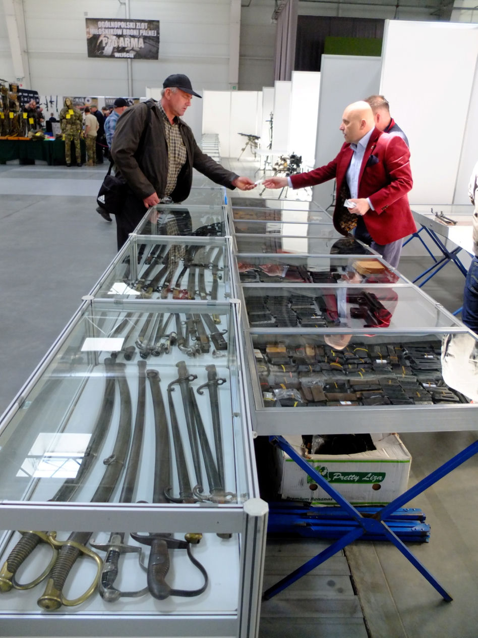 Militaria Pro Arma 2023. Największy Gun Show w Polsce odbywa się w Lublinie