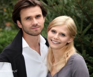 Barwy szczęścia. Iwona (Izabela Zwierzyńska), Aleksander Korycki (Krzysztof Wach)
